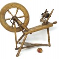 Little wool spinning wheel  - 4