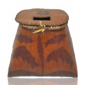 Splendide panier à pêche en écorce décoré motifs traditionnels, artisanat autochtone  - 9
