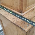 Superbe armoire vaisselier vitré 2 corps en pin, caissons creux et clous carrés - 6