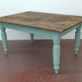 Table avec pattes tournée et plateau en pin, telle que trouvée  - 7
