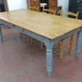 Farm house style table, made with old wood and legs - 4