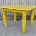 Table et (chaises vendues) - 2