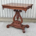 Table d'appoint de style Empire  - 7