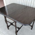 Table dite à barrières, piétement tourné - 3