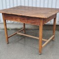 Table rustique avec piétement à traverses et chanfreinés - 9
