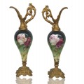 Decorative Victorian urns vases - 1